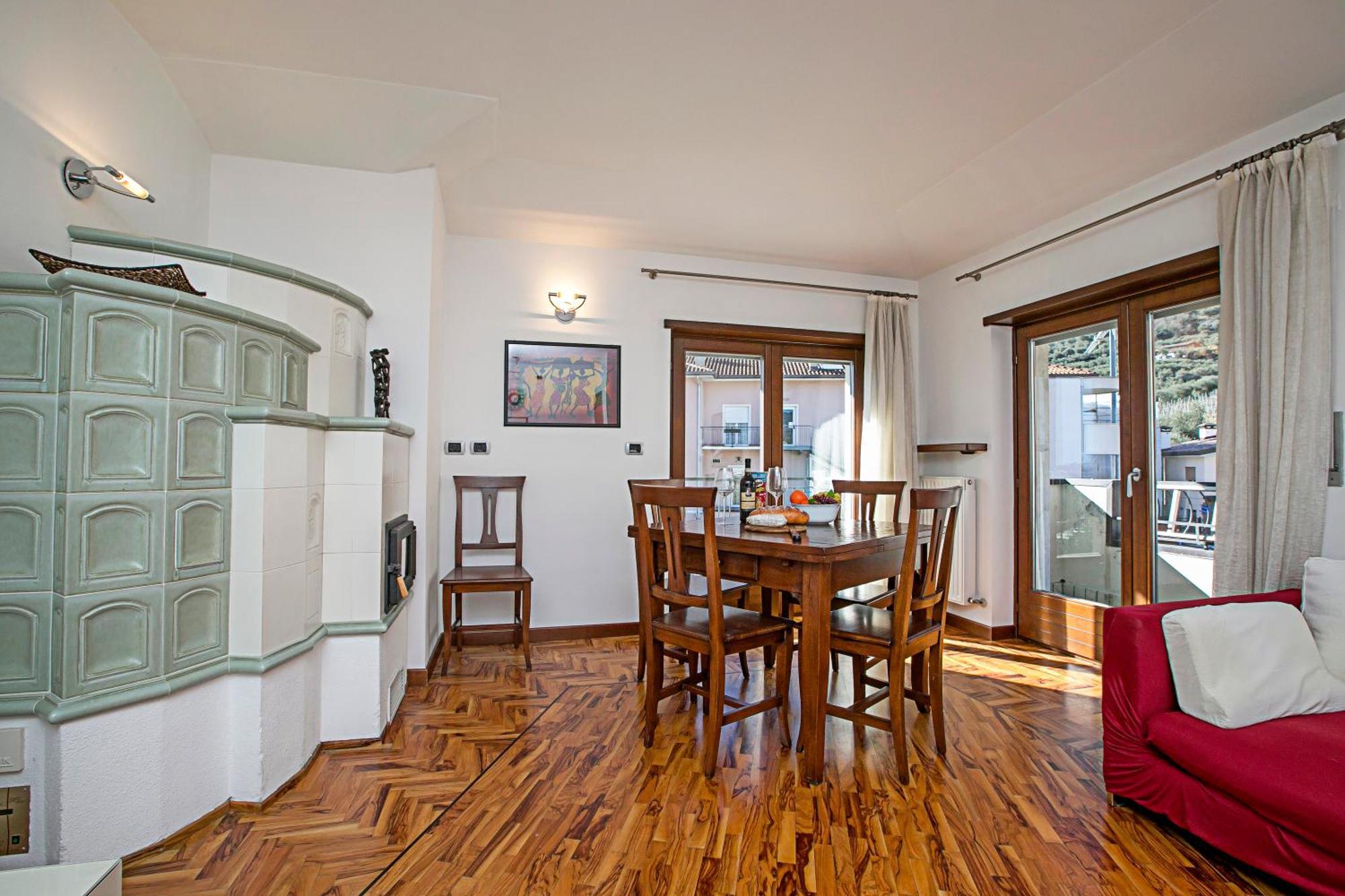 Paulie Apartment - Happy Rentals Riva del Garda Ngoại thất bức ảnh